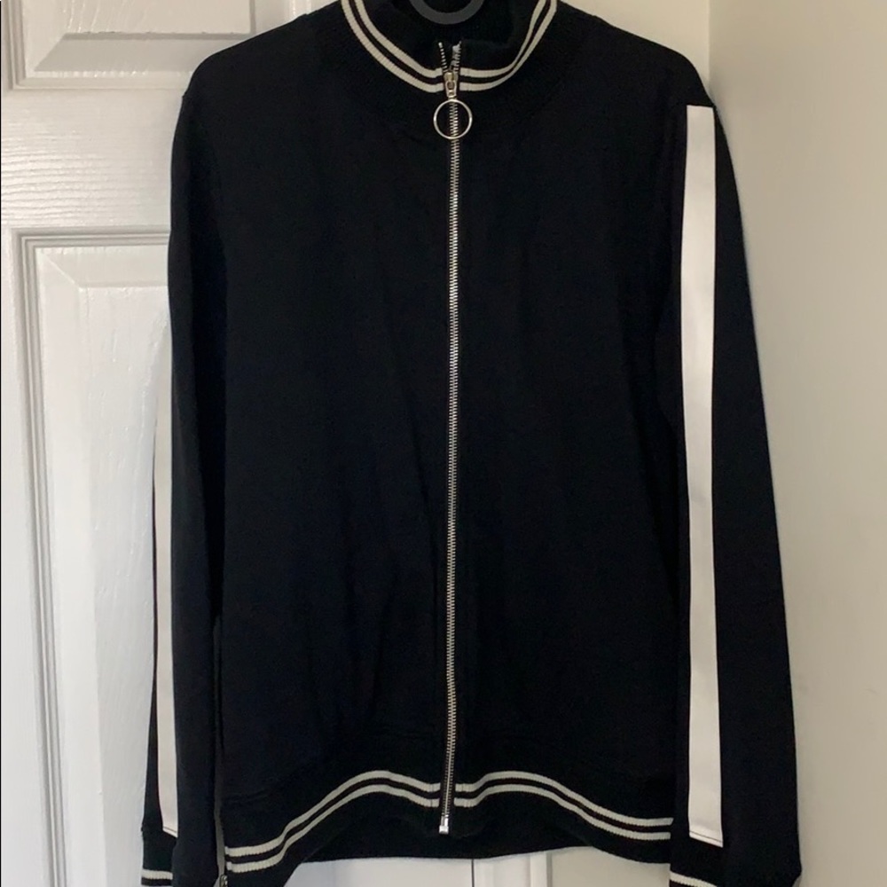 Trendy Black Jakcet